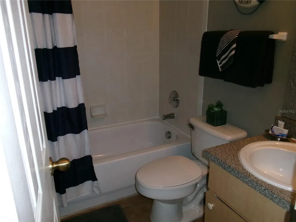 1285 S South Beach Circle Kissimmee FL 34746