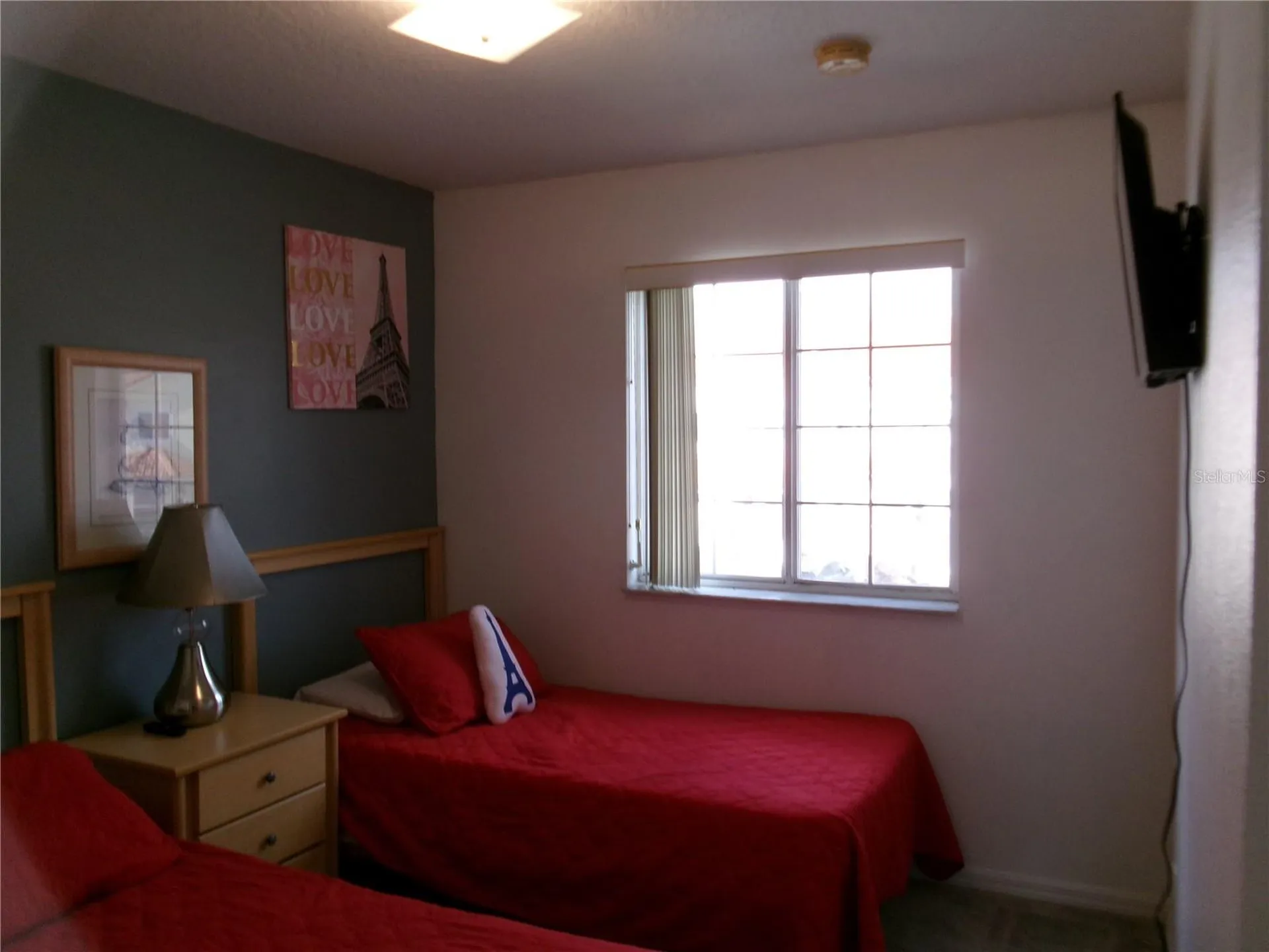 1285 S South Beach Circle Kissimmee FL 34746