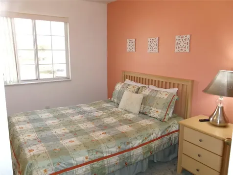 1285 S South Beach Circle Kissimmee FL 34746