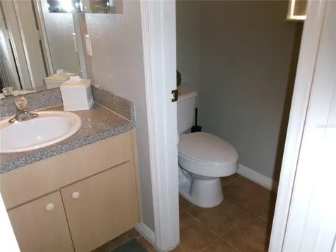 1285 S South Beach Circle Kissimmee FL 34746