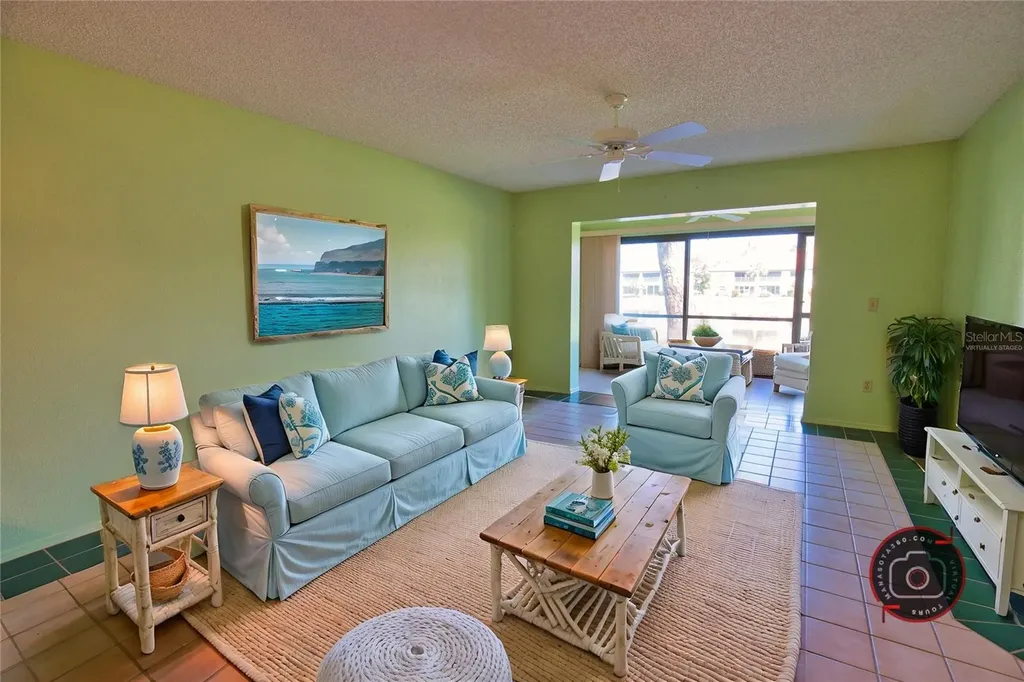 405 Pine Hollow Circle Englewood FL 34223