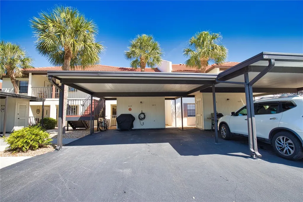 405 Pine Hollow Circle Englewood FL 34223