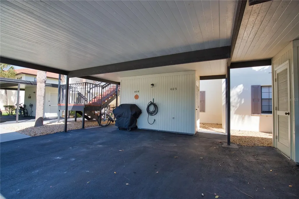 405 Pine Hollow Circle Englewood FL 34223