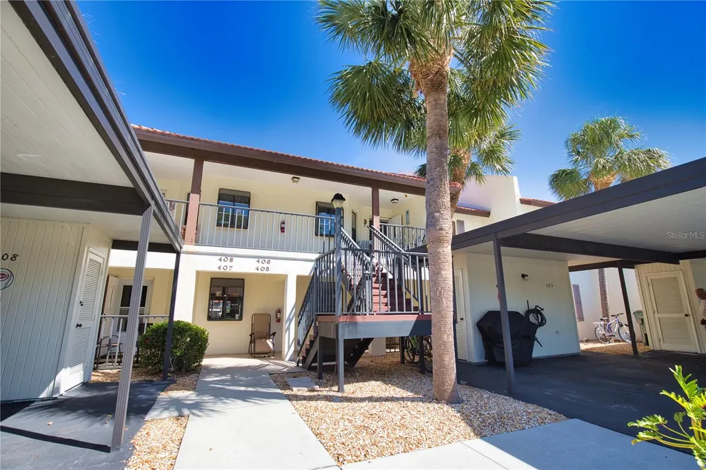 405 Pine Hollow Circle Englewood FL 34223