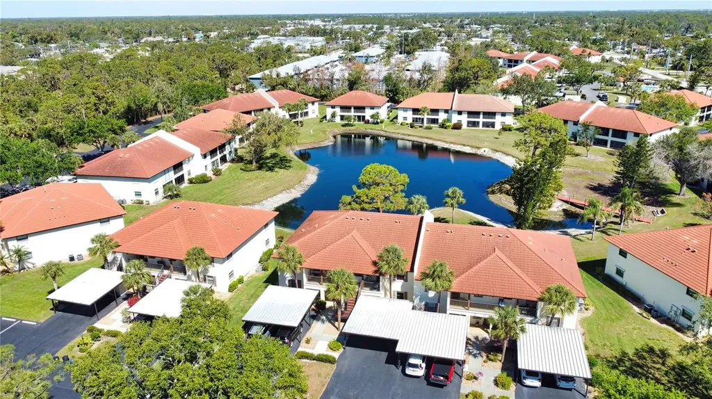 405 Pine Hollow Circle Englewood FL 34223