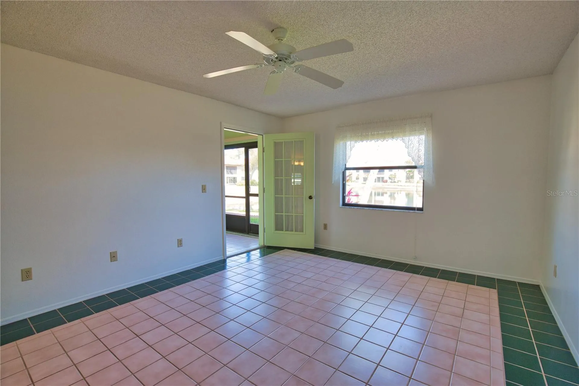 405 Pine Hollow Circle Englewood FL 34223