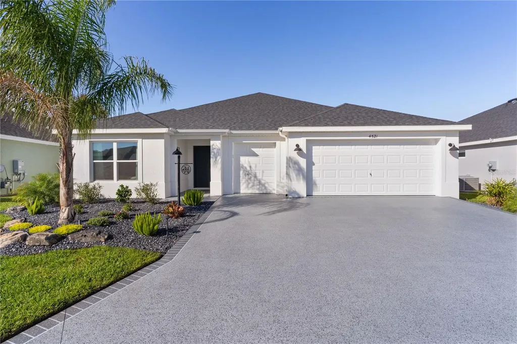 4521 Whittington Circle The Villages FL 32163