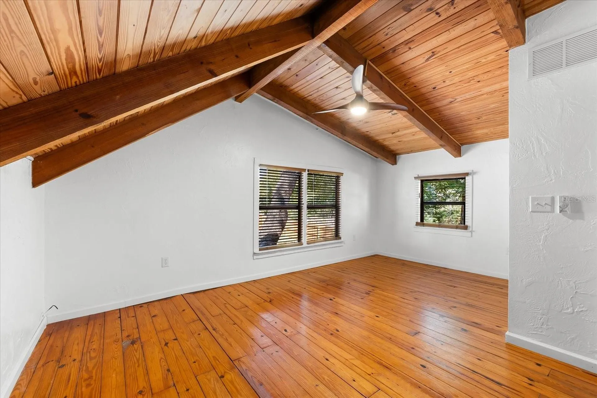 6811 6th Street W Bradenton FL 34207