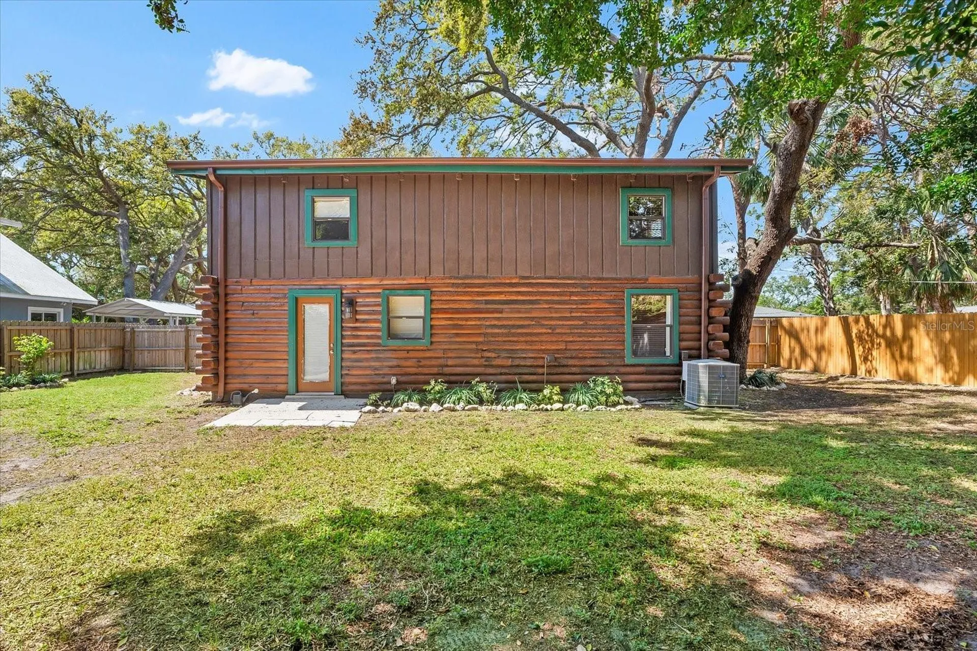 6811 6th Street W Bradenton FL 34207