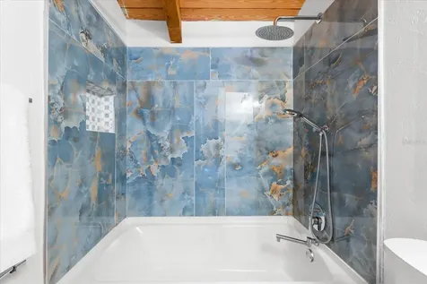 6811 6th Street W Bradenton FL 34207