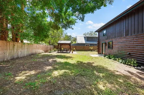 6811 6th Street W Bradenton FL 34207