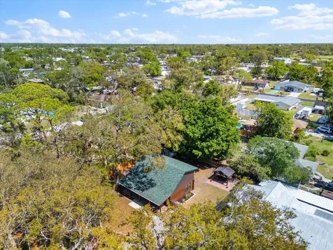 6811 6th Street W Bradenton FL 34207