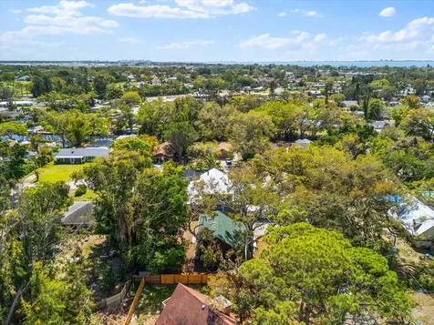 6811 6th Street W Bradenton FL 34207