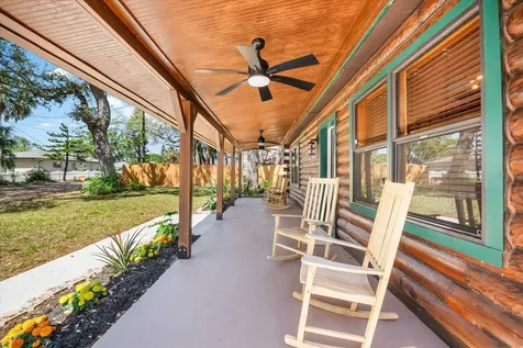 6811 6th Street W Bradenton FL 34207