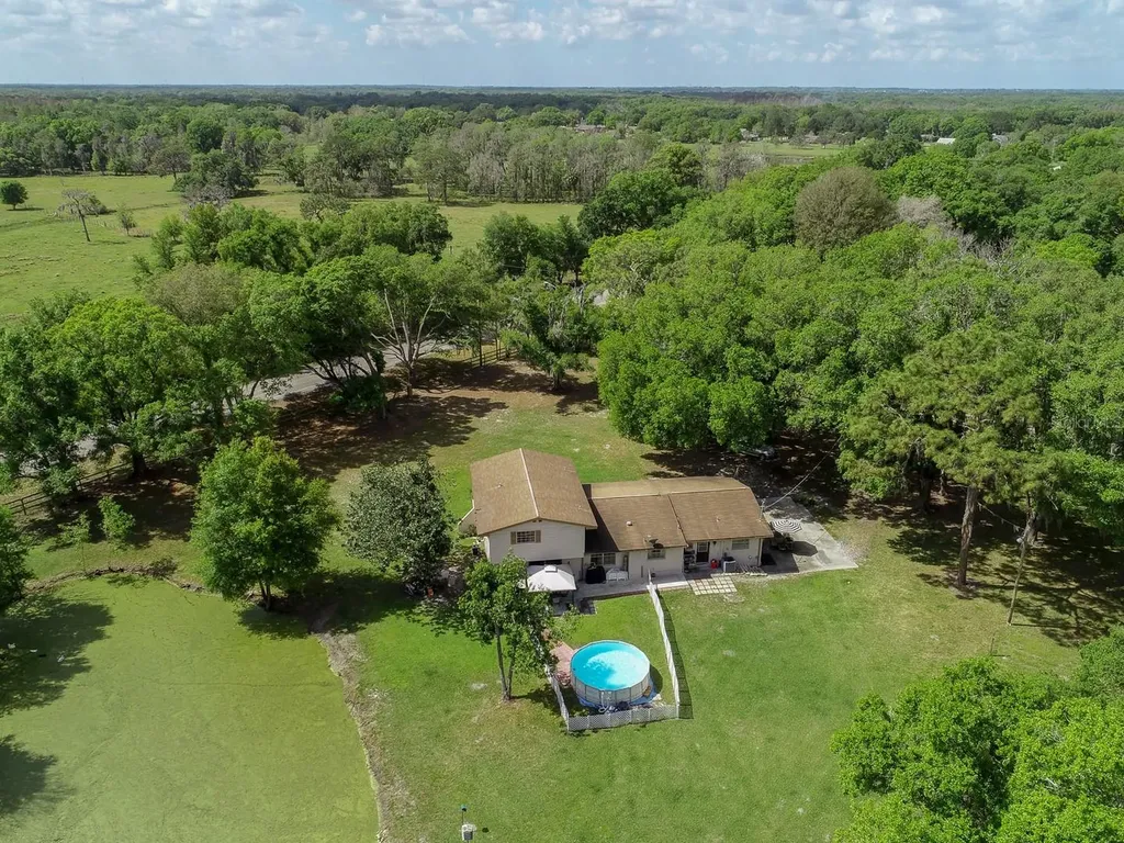 4902 Five Acre Road Plant City FL 33565