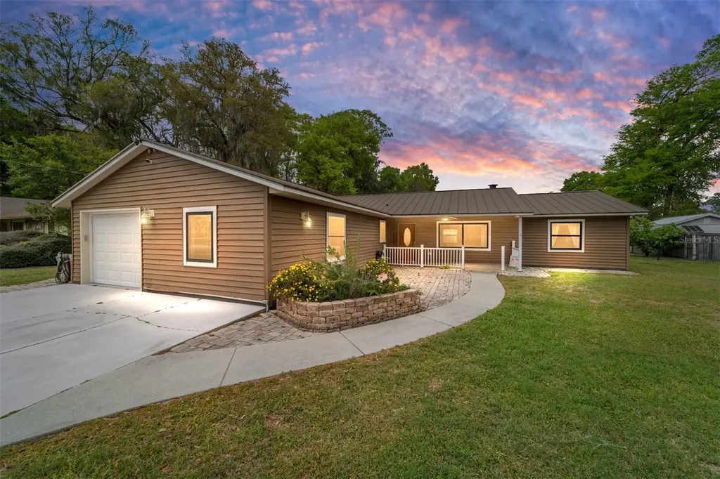 2059 NE 42nd Street Ocala FL 34479