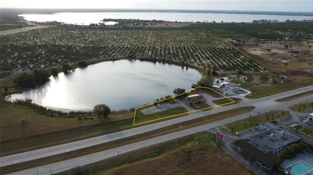 2200 - 2204 Us 27 Highway S Lake Placid FL 33852