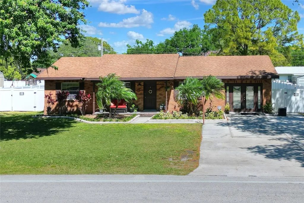 2329 Duff Road Lakeland FL 33810