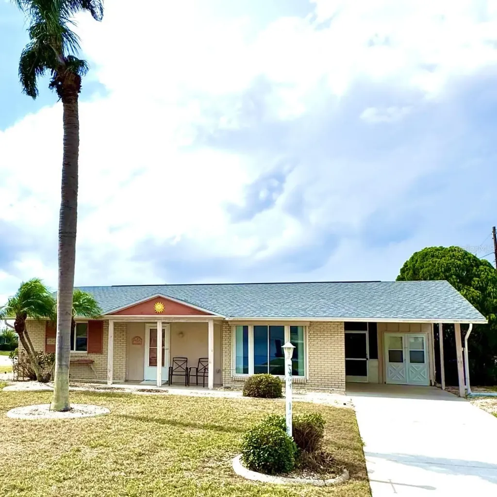 1515 Arrowhead Drive Sun City Center FL 33573