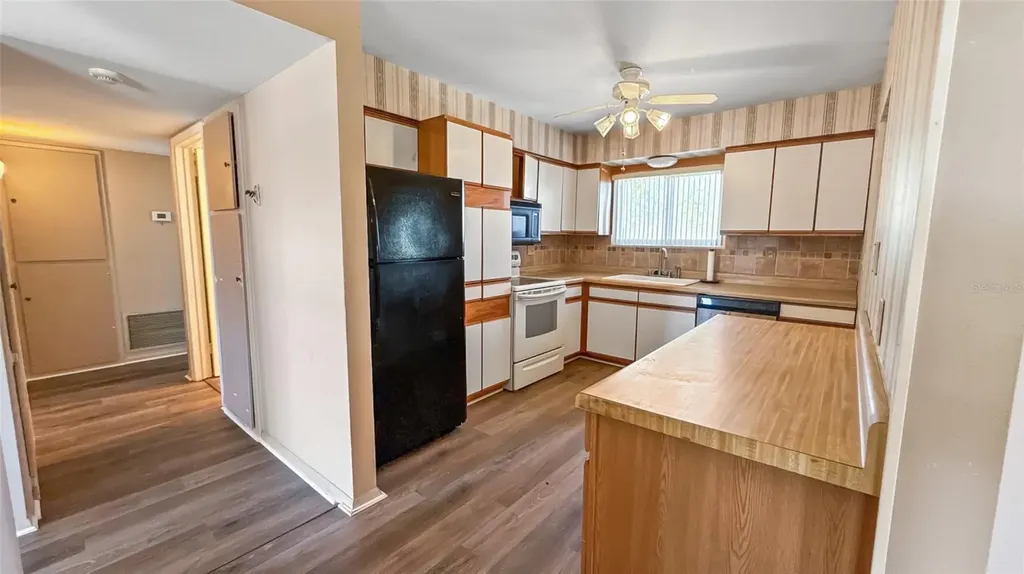 1515 Arrowhead Drive Sun City Center FL 33573