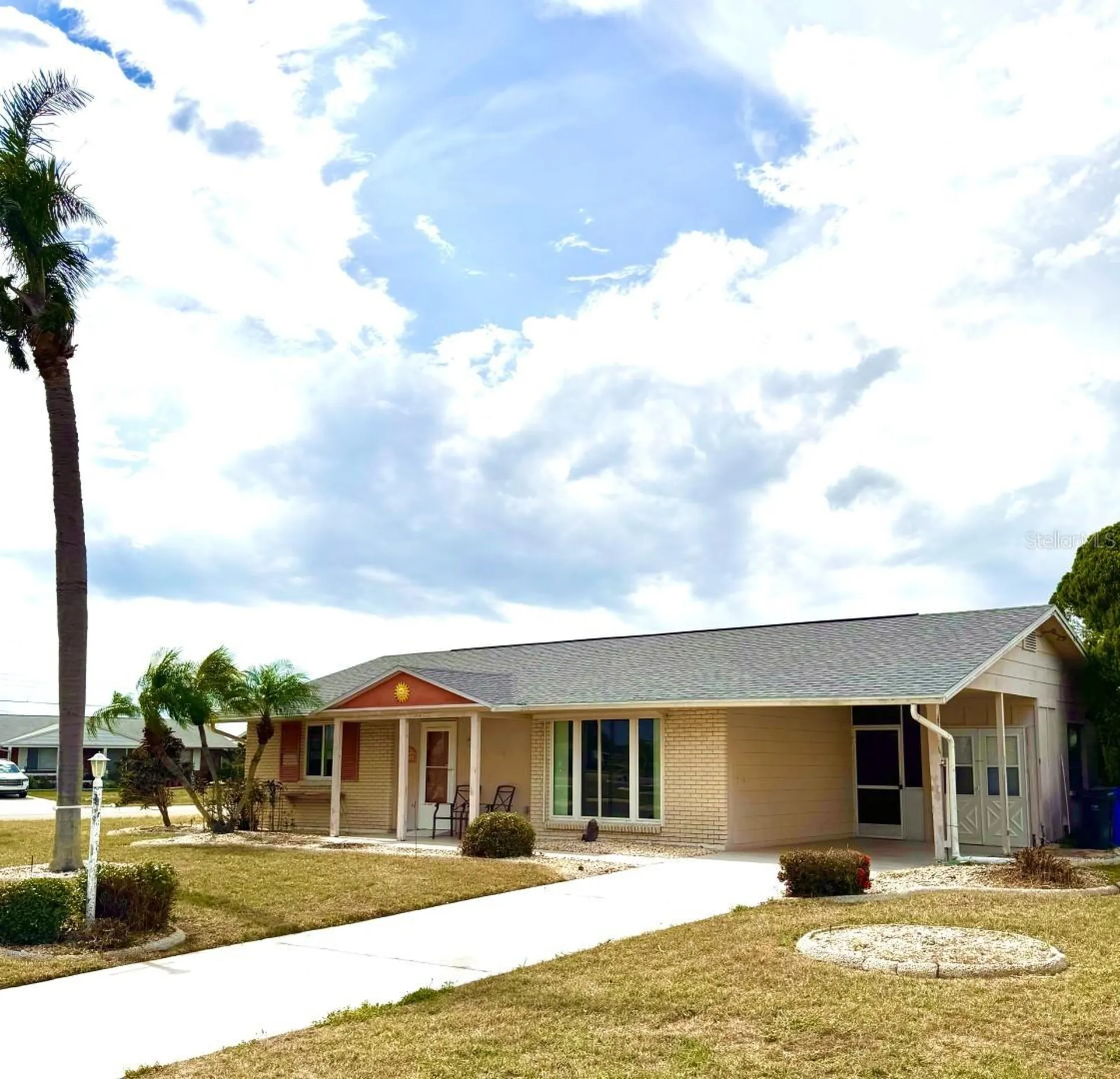 1515 Arrowhead Drive Sun City Center FL 33573