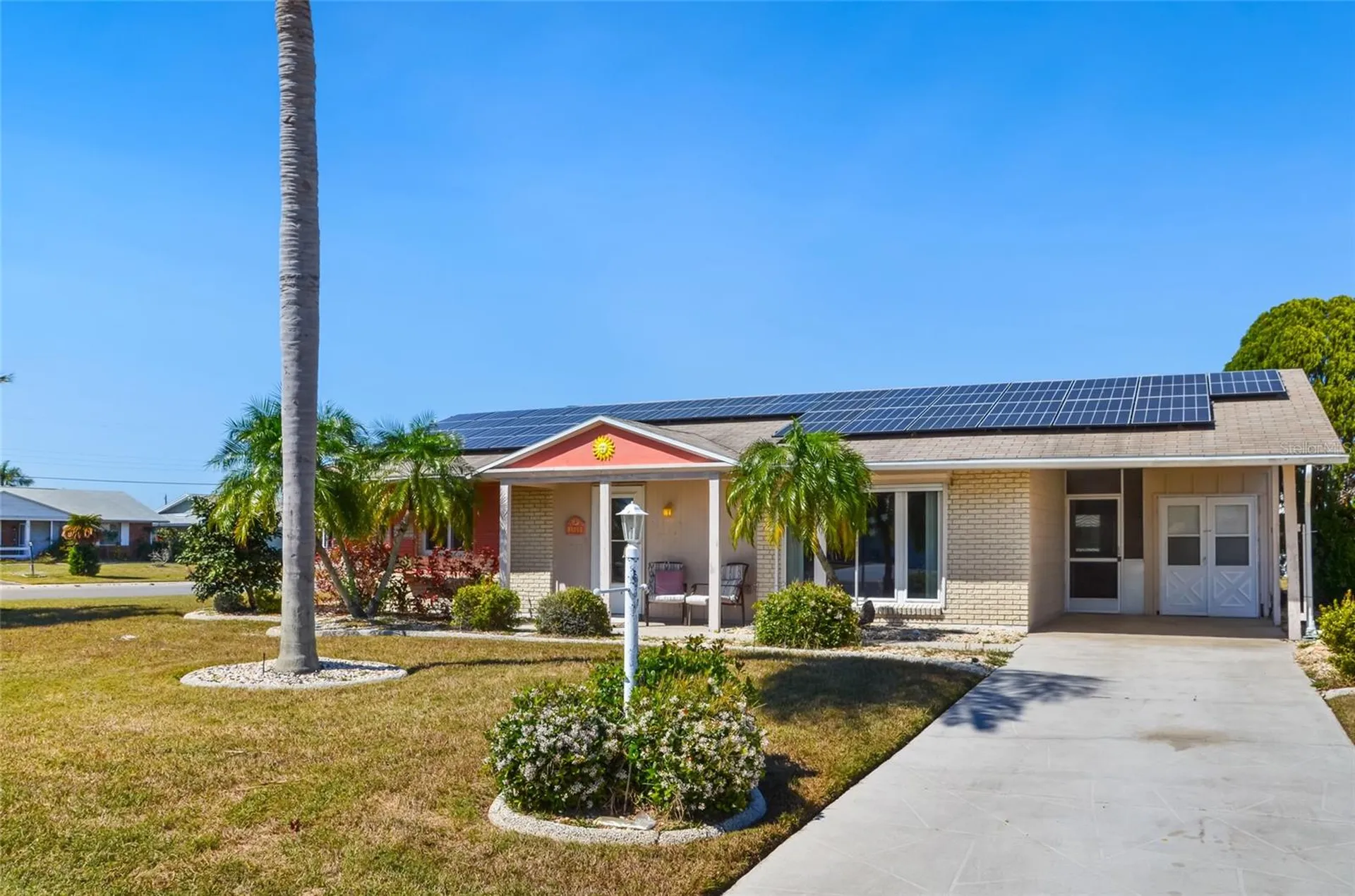 1515 Arrowhead Drive Sun City Center FL 33573