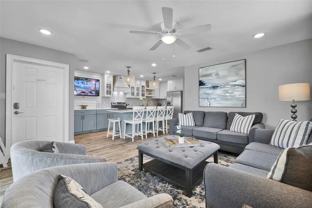 812 Gulf Boulevard Indian Rocks Beach FL 33785