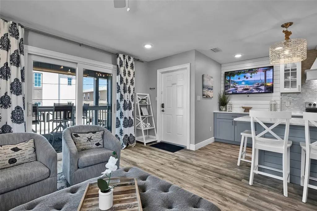 812 Gulf Boulevard Indian Rocks Beach FL 33785