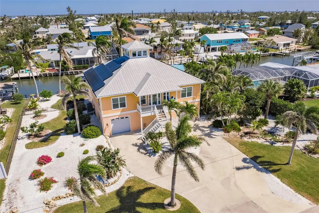 3704 Bayview Avenue St James City FL 33956