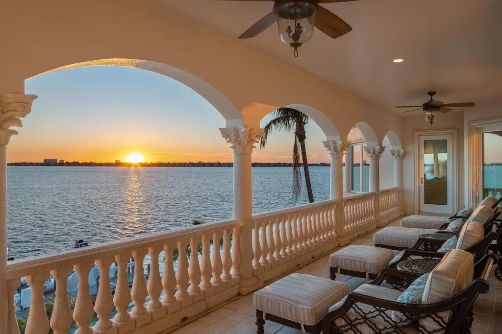 1378 Harbor Drive Sarasota FL 34239