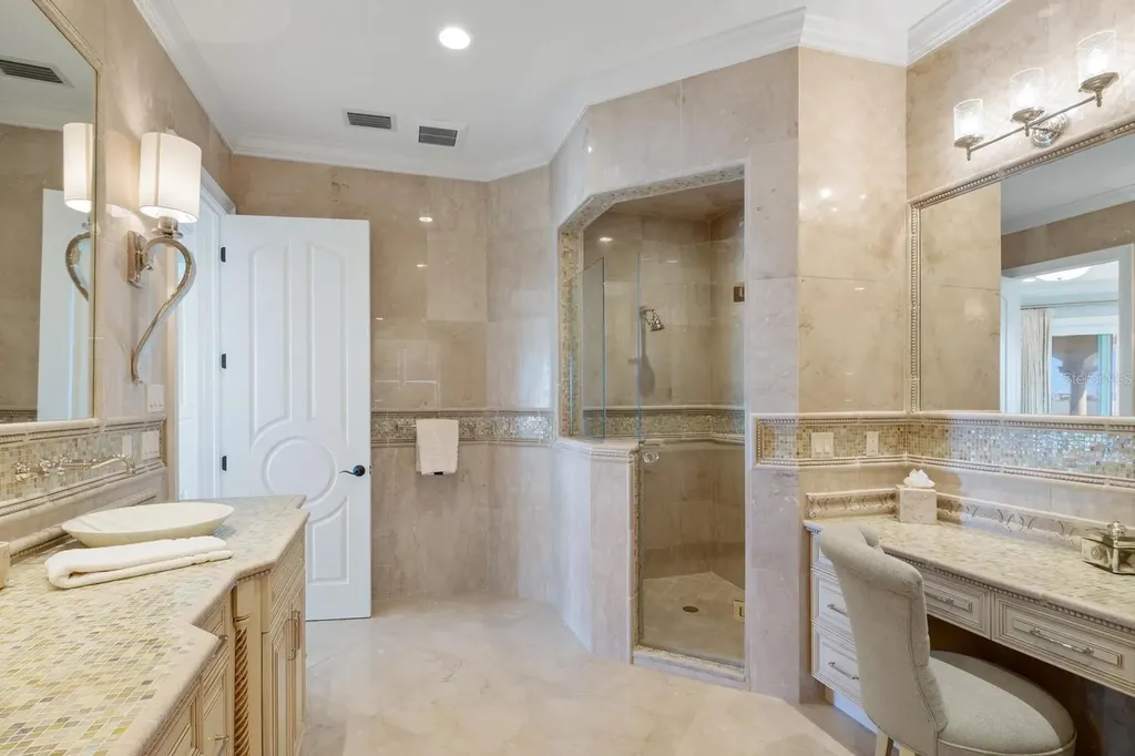 1378 Harbor Drive Sarasota FL 34239