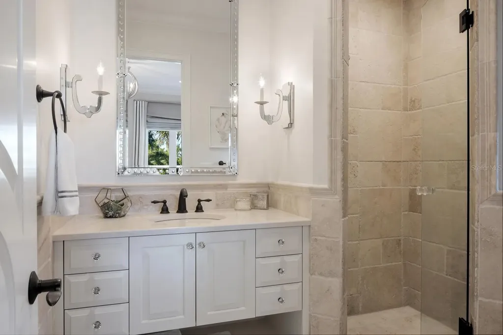 1378 Harbor Drive Sarasota FL 34239
