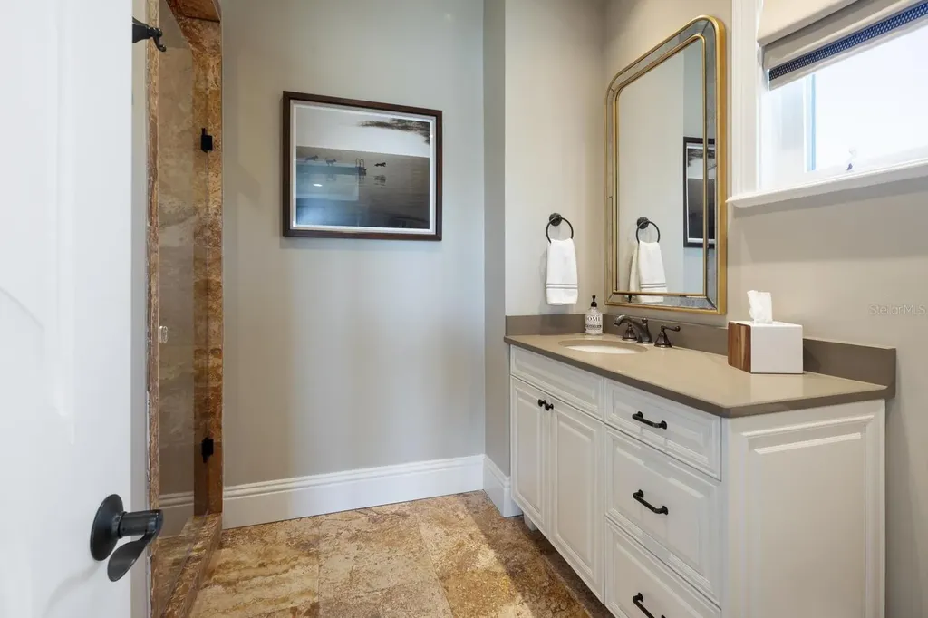 1378 Harbor Drive Sarasota FL 34239