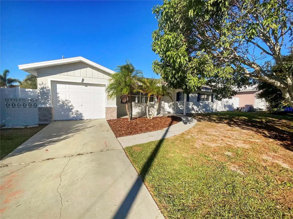 1282 Fruitland Avenue Clearwater FL 33764