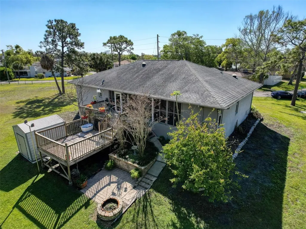 8437 Indies Drive Hudson FL 34667