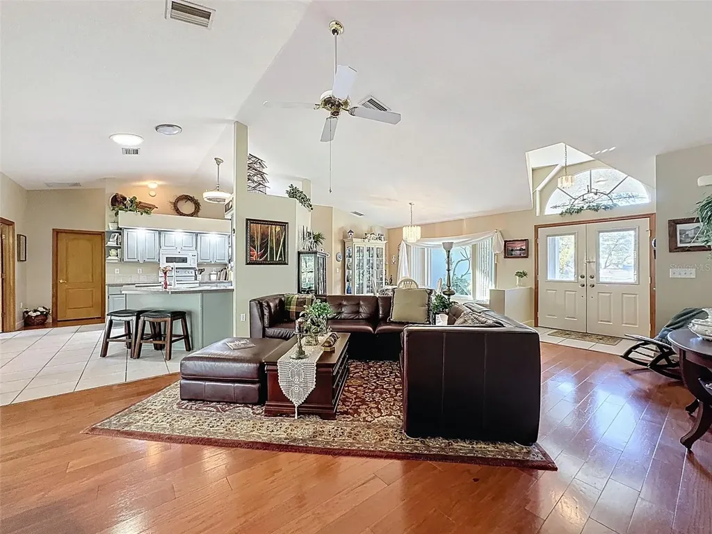 8437 Indies Drive Hudson FL 34667