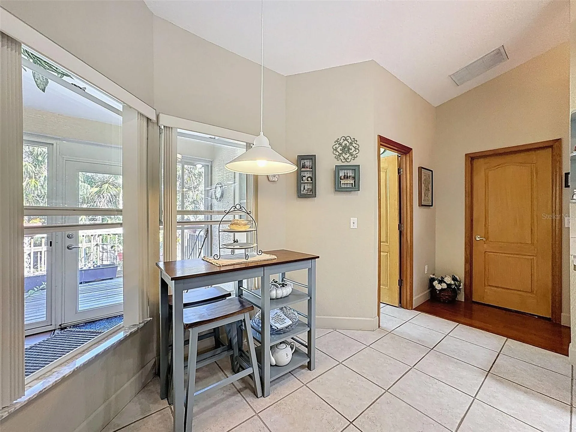 8437 Indies Drive Hudson FL 34667