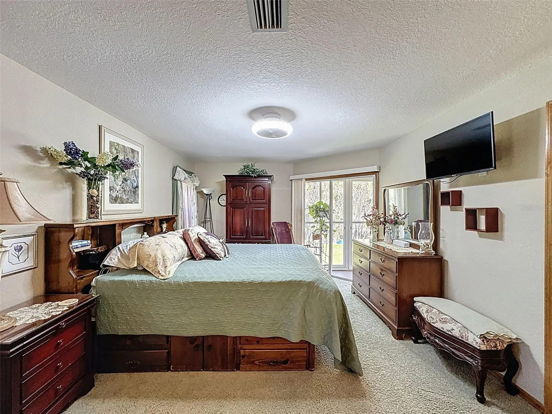 8437 Indies Drive Hudson FL 34667