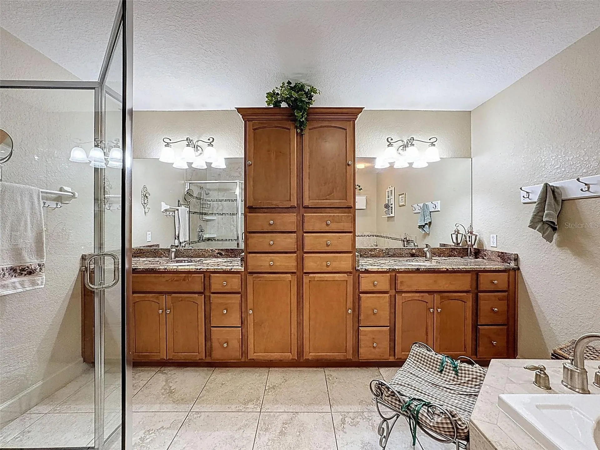 8437 Indies Drive Hudson FL 34667