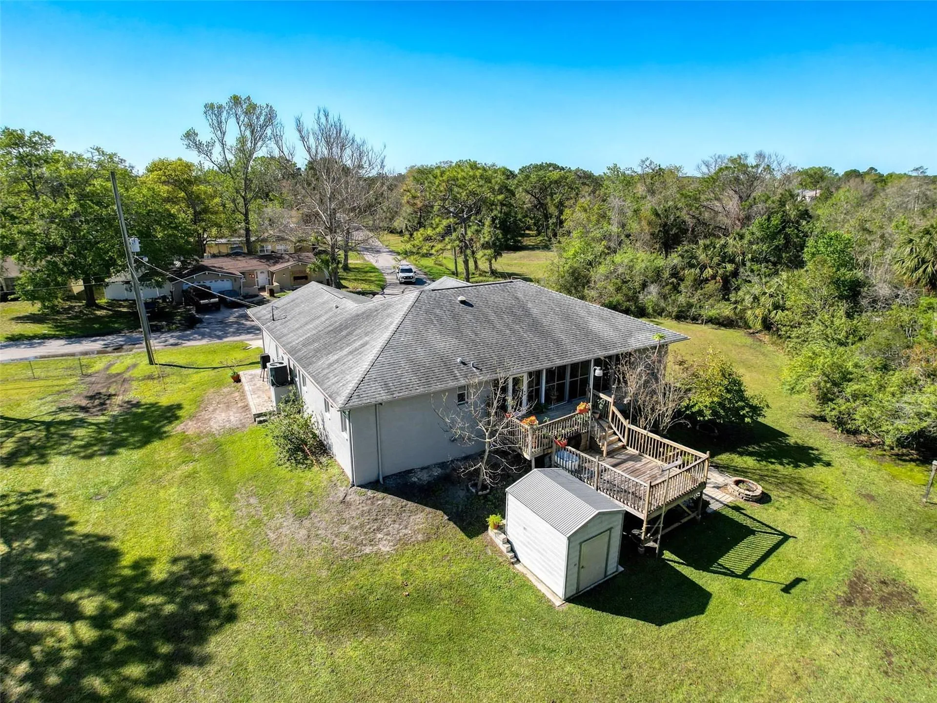 8437 Indies Drive Hudson FL 34667