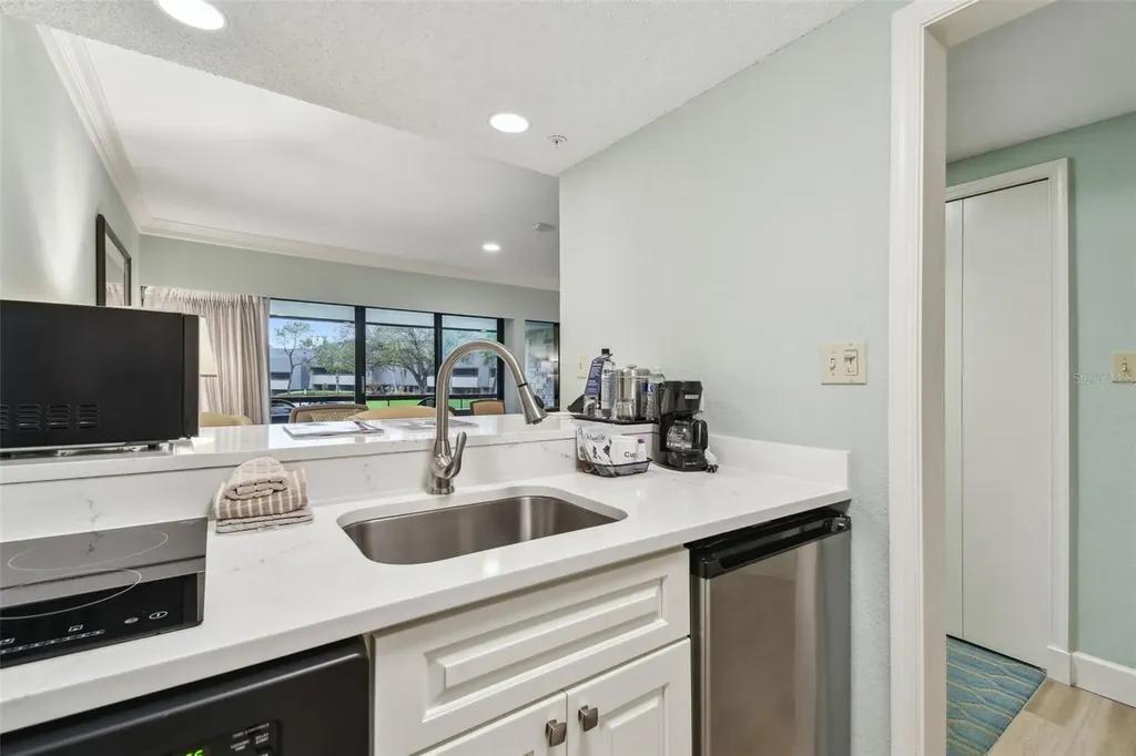 36750 Us 19 N Palm Harbor FL 34684