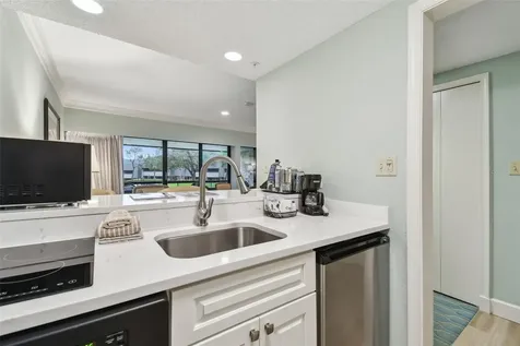 36750 Us 19 N Palm Harbor FL 34684