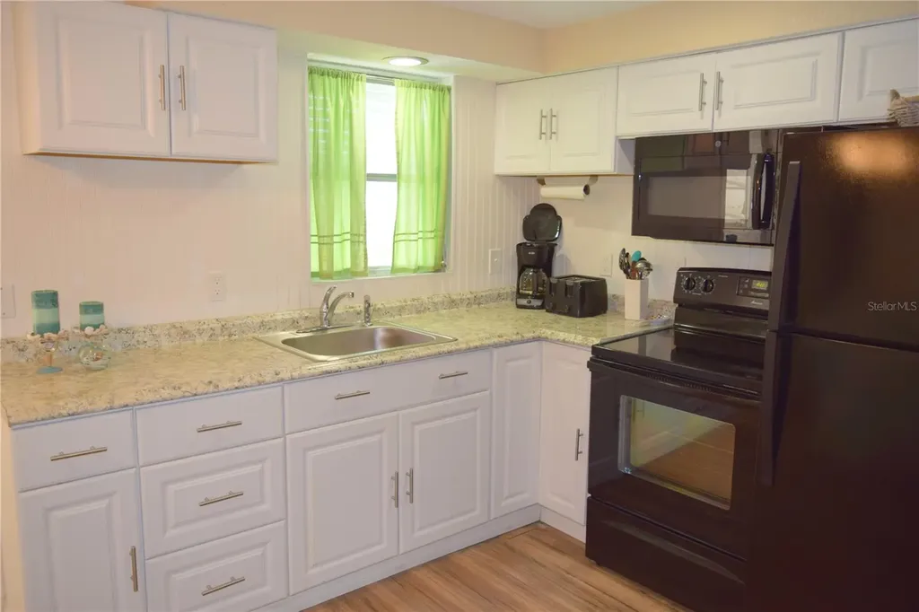 140 W Cowles Street Englewood FL 34223