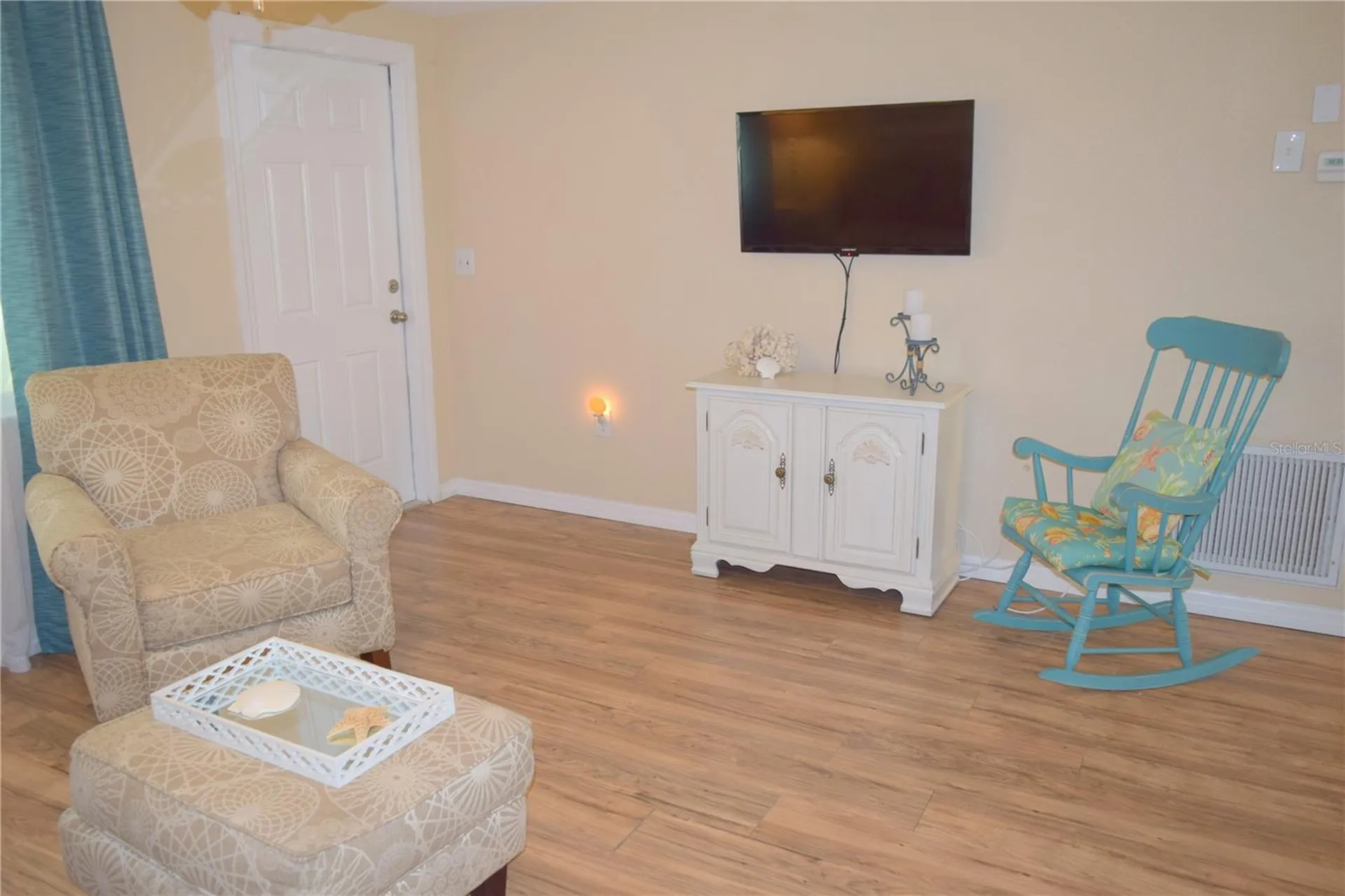140 W Cowles Street Englewood FL 34223
