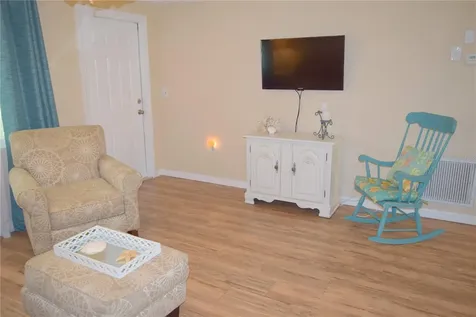 140 W Cowles Street Englewood FL 34223