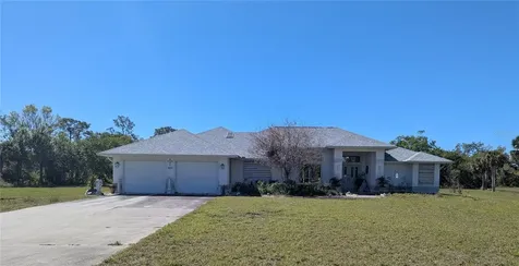 925 Crestwood Road Englewood FL 34223