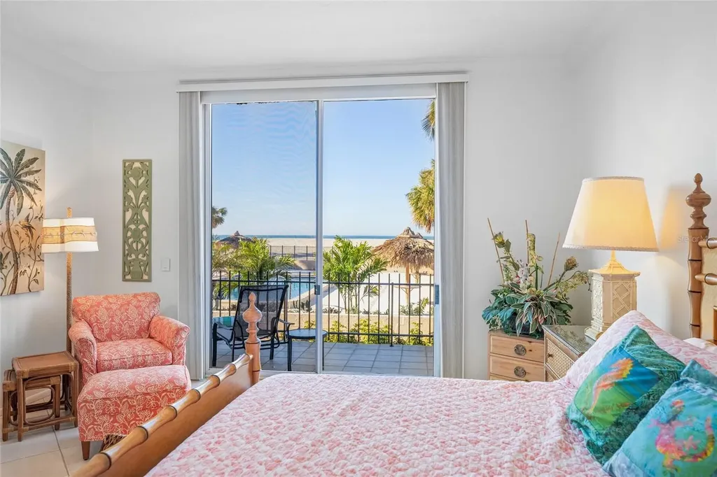 1212 Benjamin Franklin Drive Sarasota FL 34236