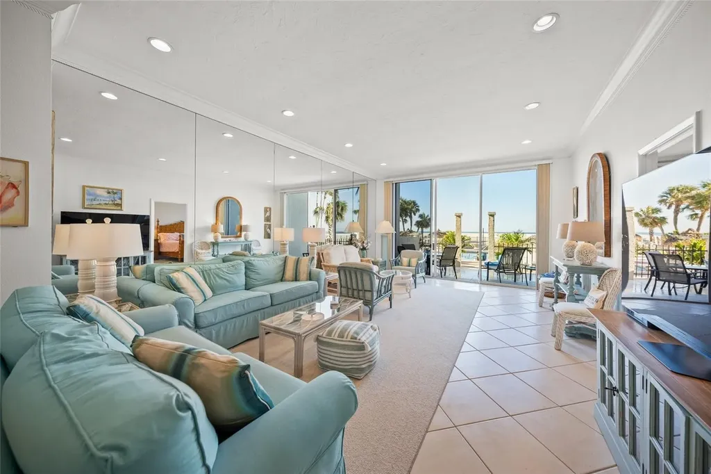 1212 Benjamin Franklin Drive Sarasota FL 34236