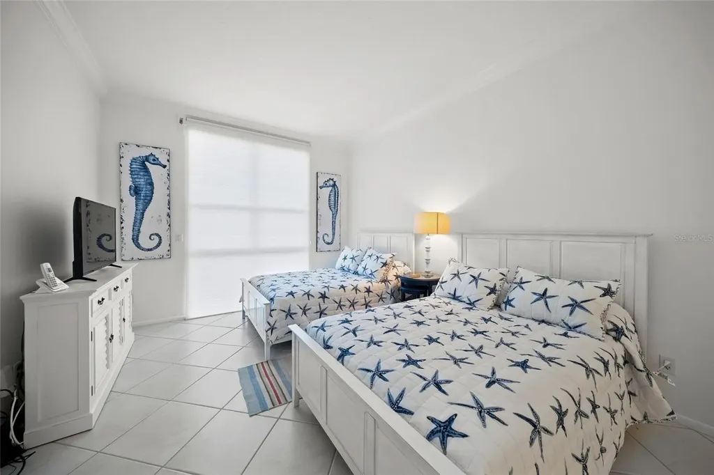 1212 Benjamin Franklin Drive Sarasota FL 34236