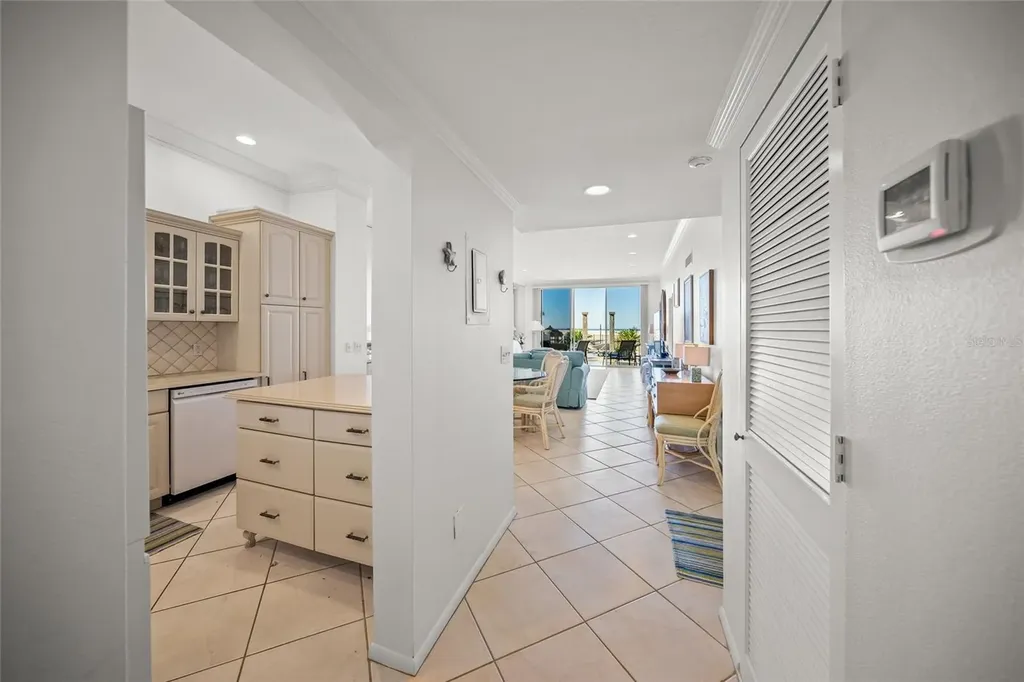 1212 Benjamin Franklin Drive Sarasota FL 34236